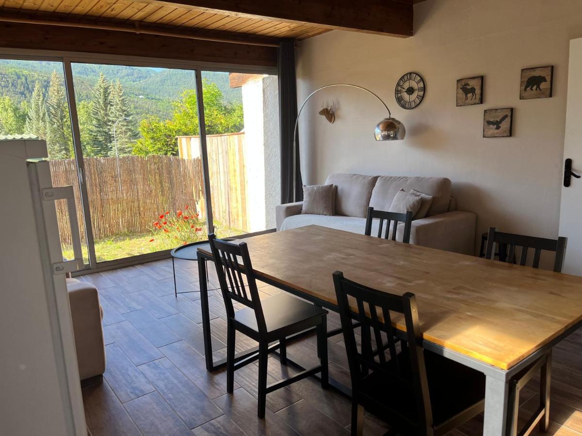 Barcelonnette Location Avec Jardin Apartment Exterior photo
